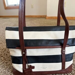 Gently used shoulder bag